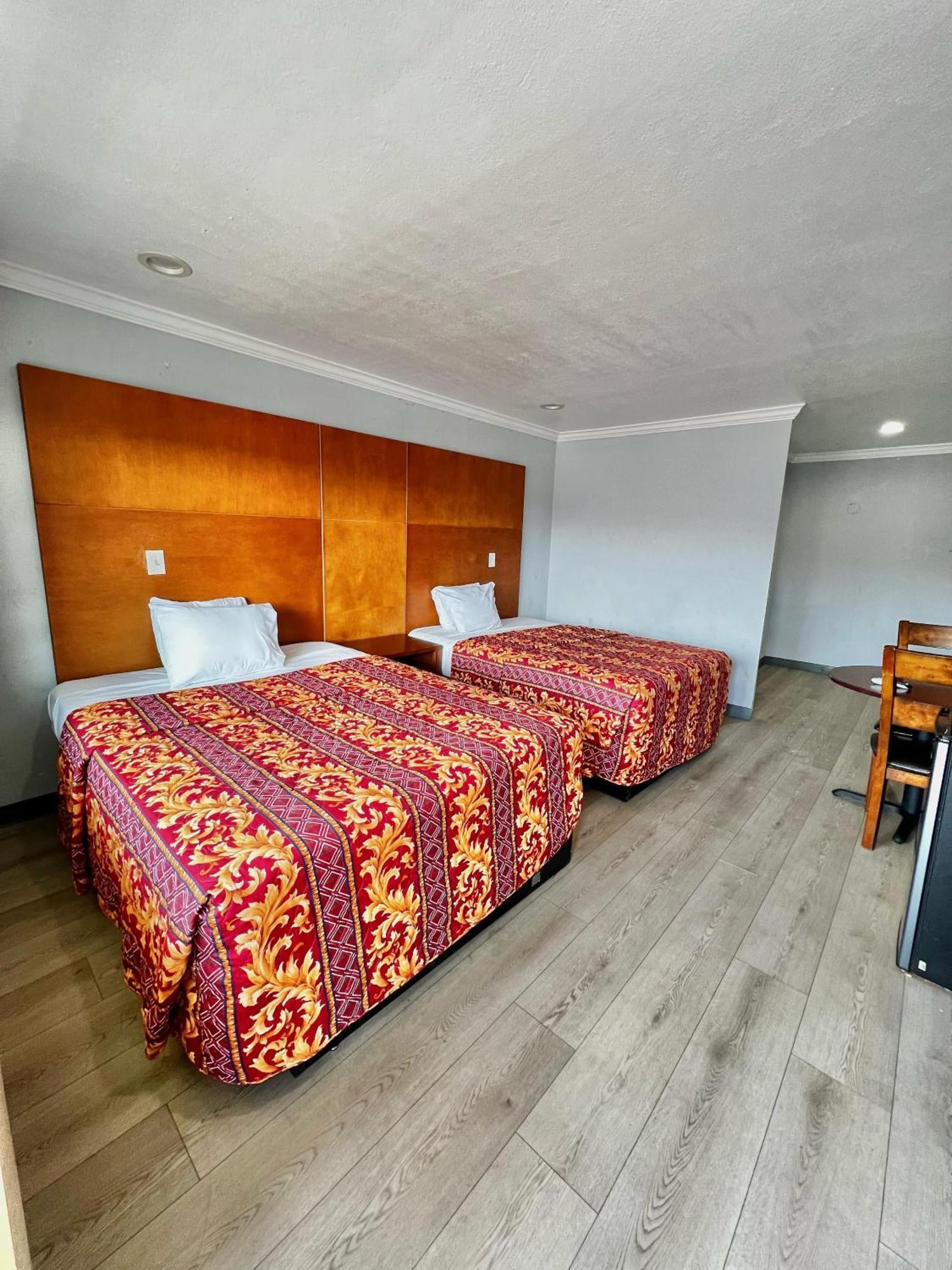 Aqua Inn Motel Эль-Монте Экстерьер фото